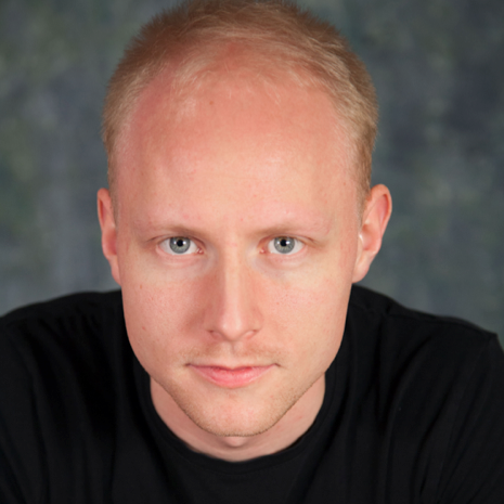 Mathias Hjørnholdt elev på Skuespillerskolen Ophelia 2016-2019