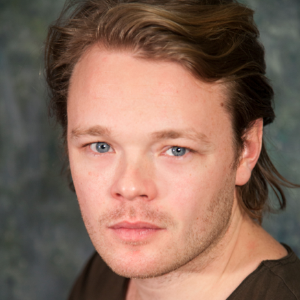 Rasmus Rehardt skuespiller elever på Skuespillerskolen Ophelia 2016-2019