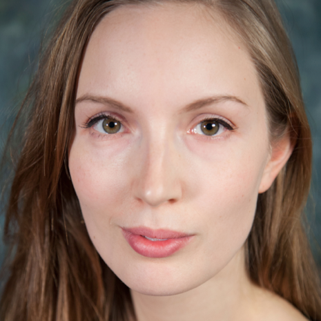 Simone Vinzents elev på Skuespillerskolen Ophelia 2016-2019